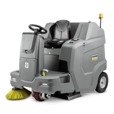 Das Bild zeigt das Produkt Kärcher Kehrsaugmaschine  KM 100/120 R Bp Pack 160Ah Li+FC.