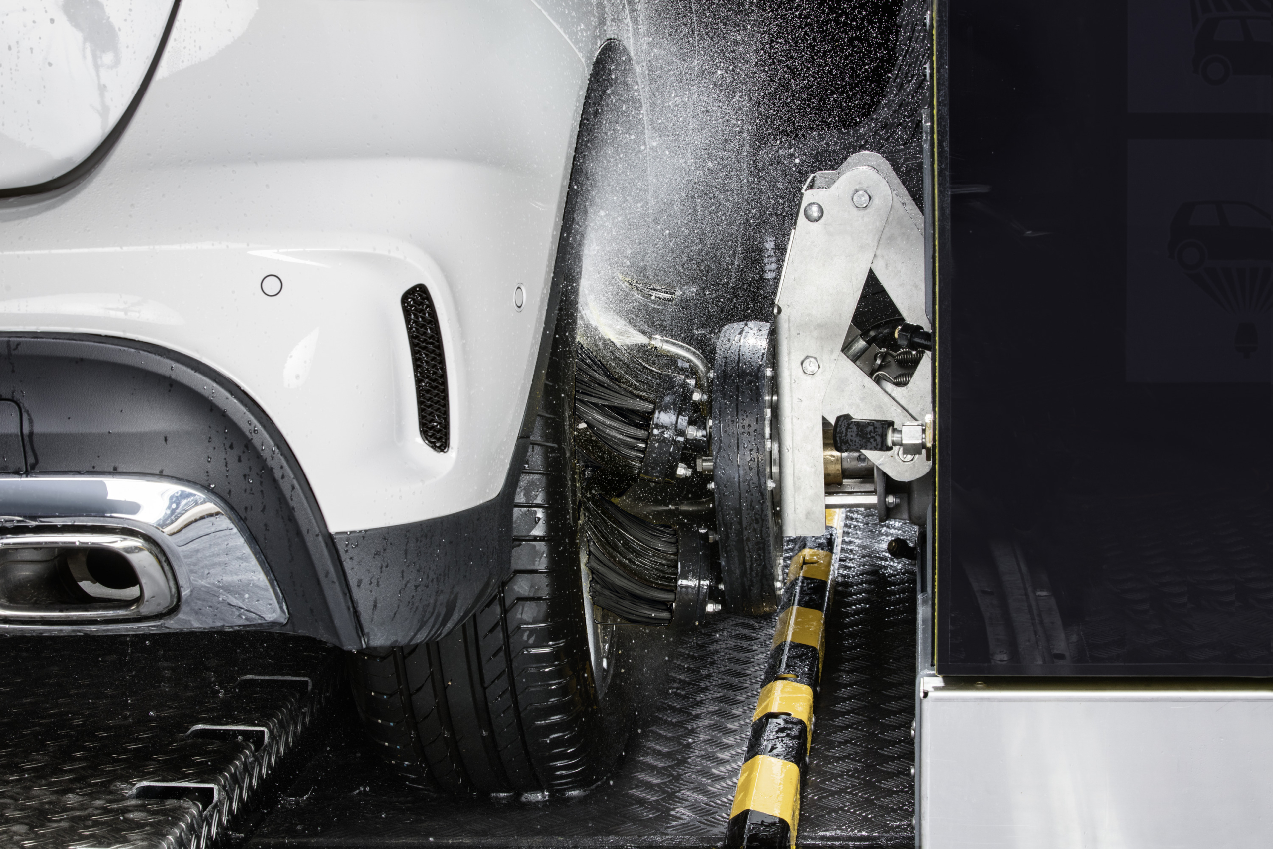 Das Bild zeigt das Produkt Kärcher VehiclePro Klear!Rim RM 896 20 l.