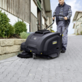 Das Bild zeigt das Produkt Kärcher Kehrsaugmaschine  KM 75/40 W G Anniversary Edition.